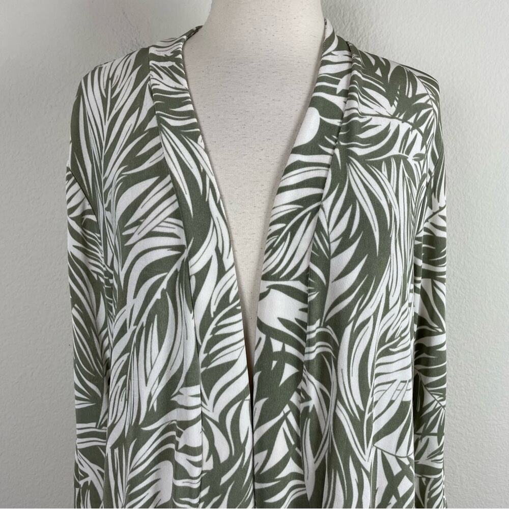 Chico's Travelers Green Off White Leaf Print Sliny Knit Kimono 2 - Picture 3 of 8